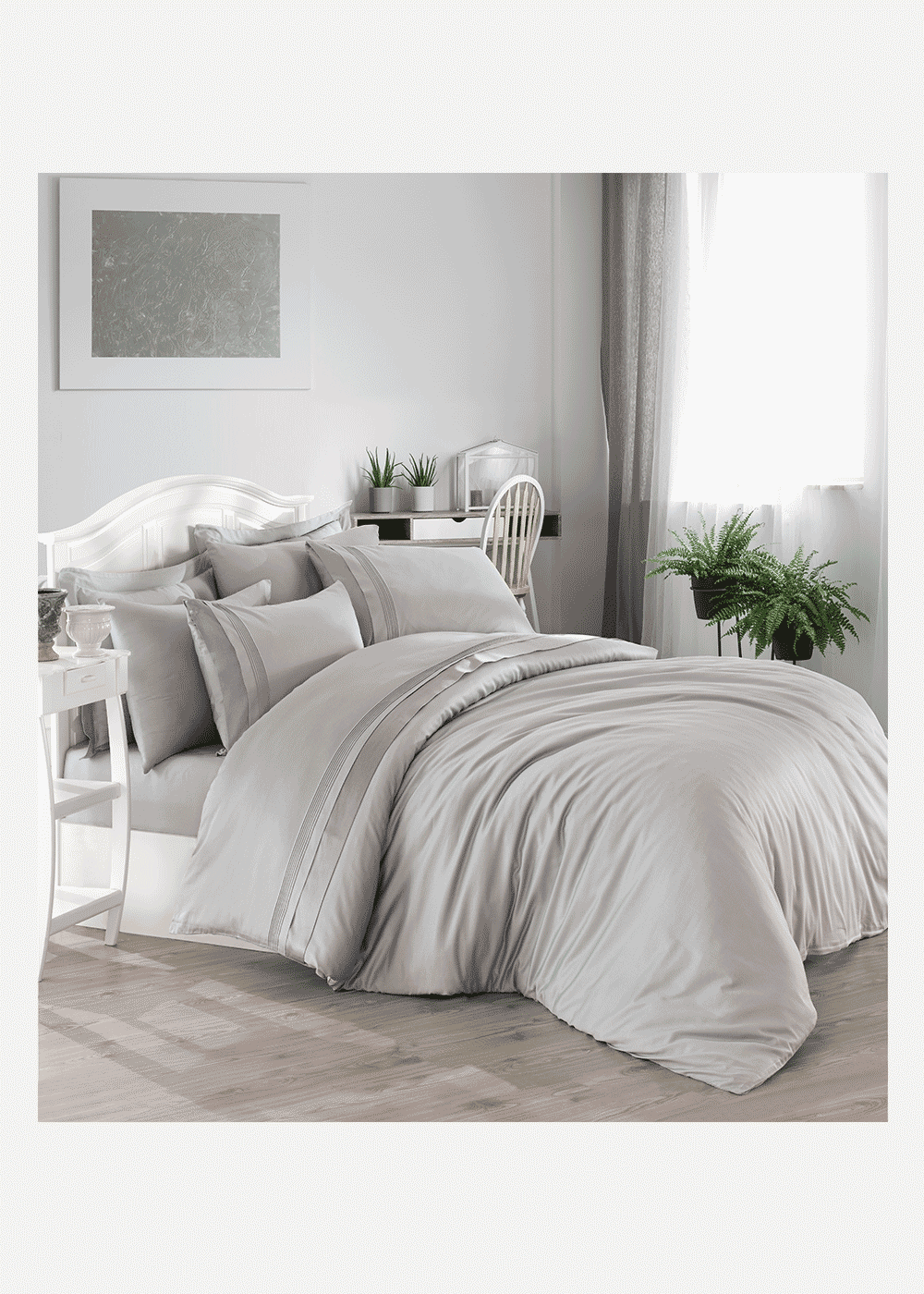 Eva | Grey